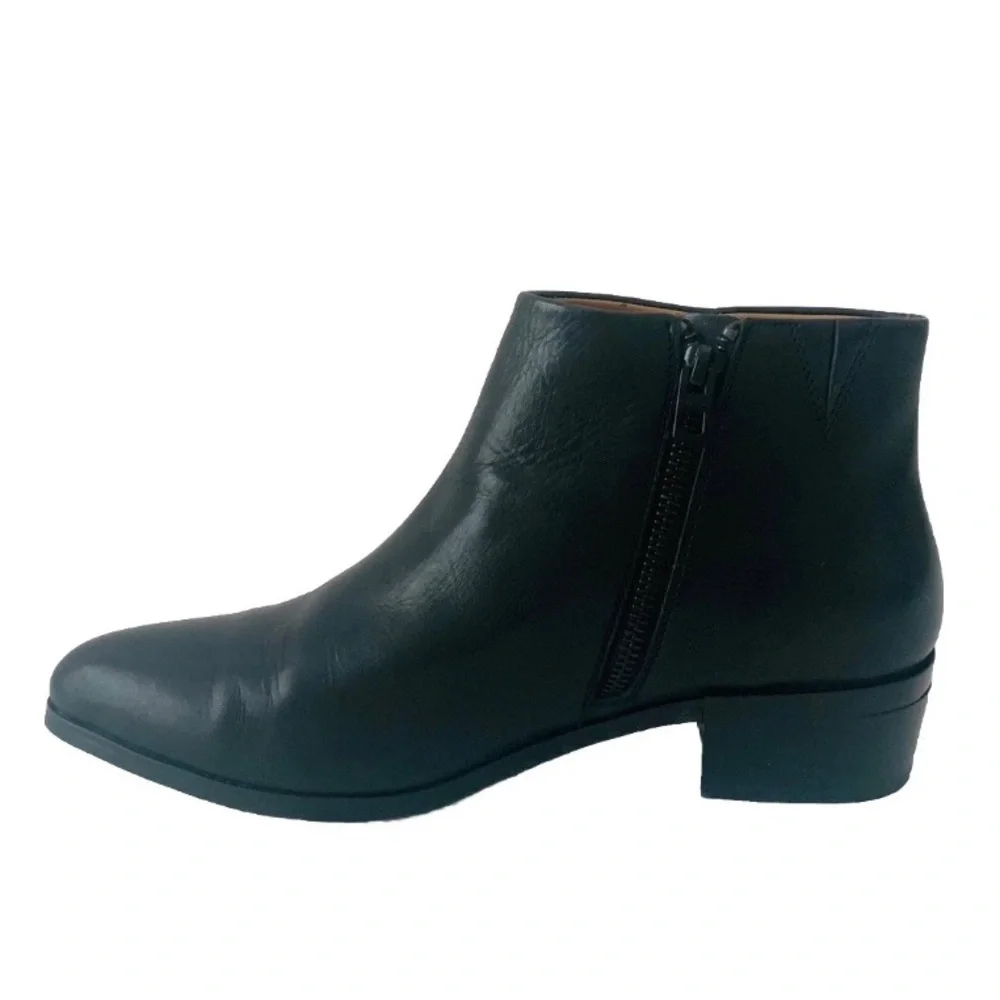 Coach Montana Black Leather Ankle Boots Women Sz 9 Quiet Luxury Academia Preppy